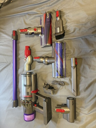 Dyson v11 vacuum - , not